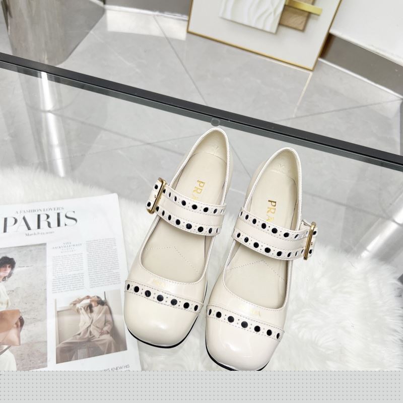 Pra*a high heels